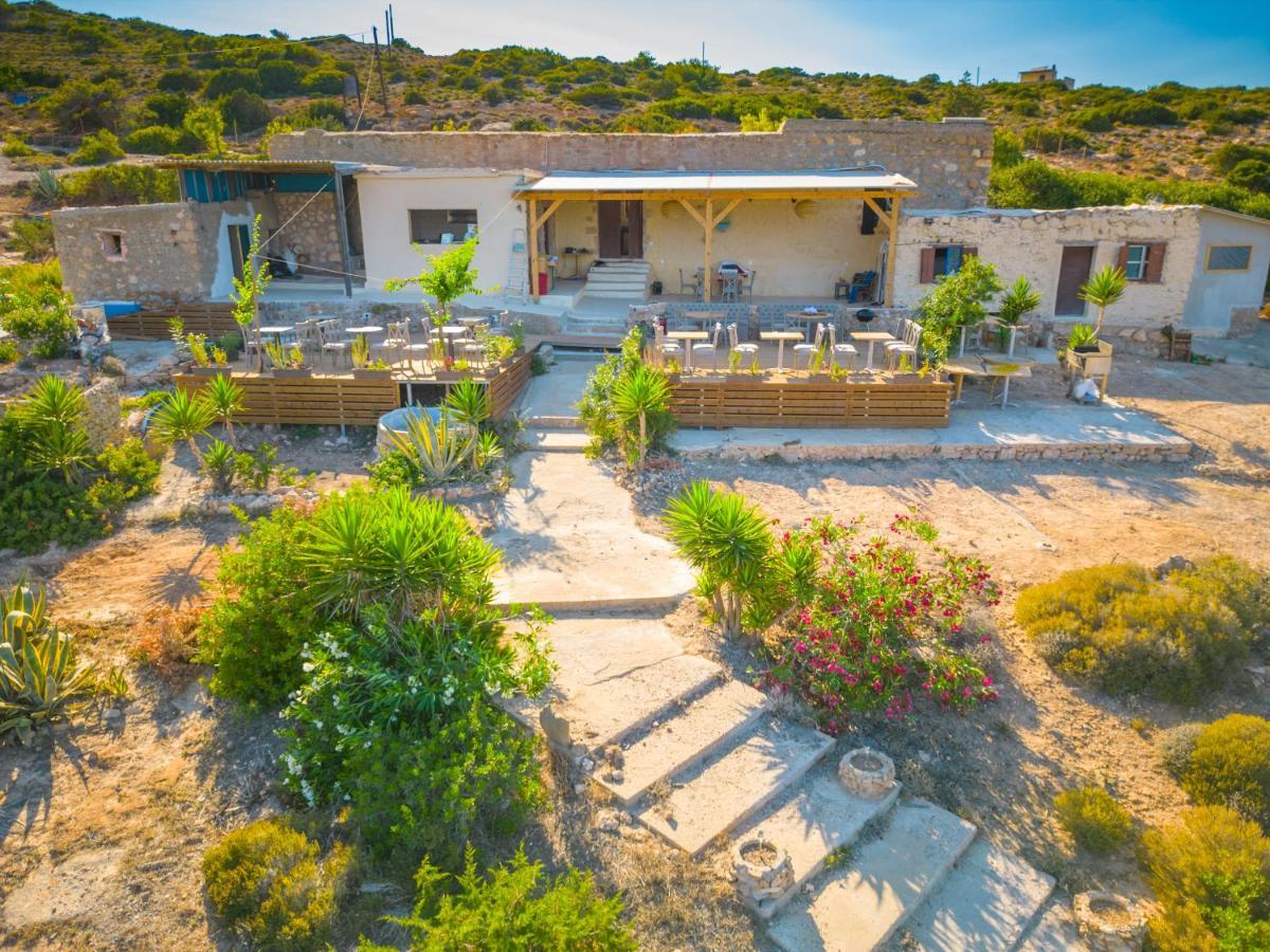 Exoristoi Nature Suites Gavdos Luaran gambar